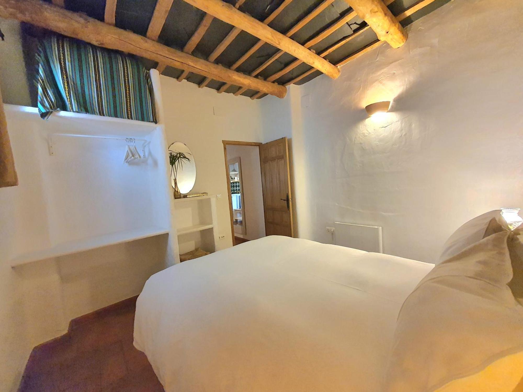 Guest house La Placeta 3*